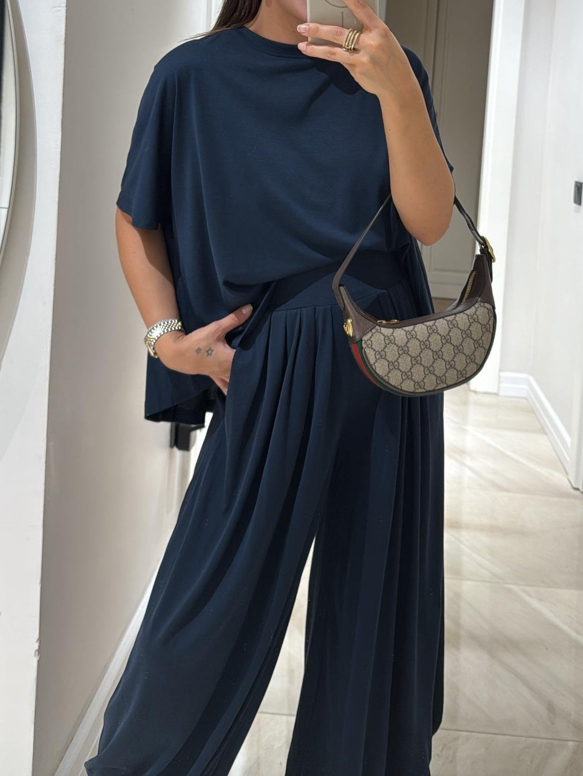Conjunto Mia