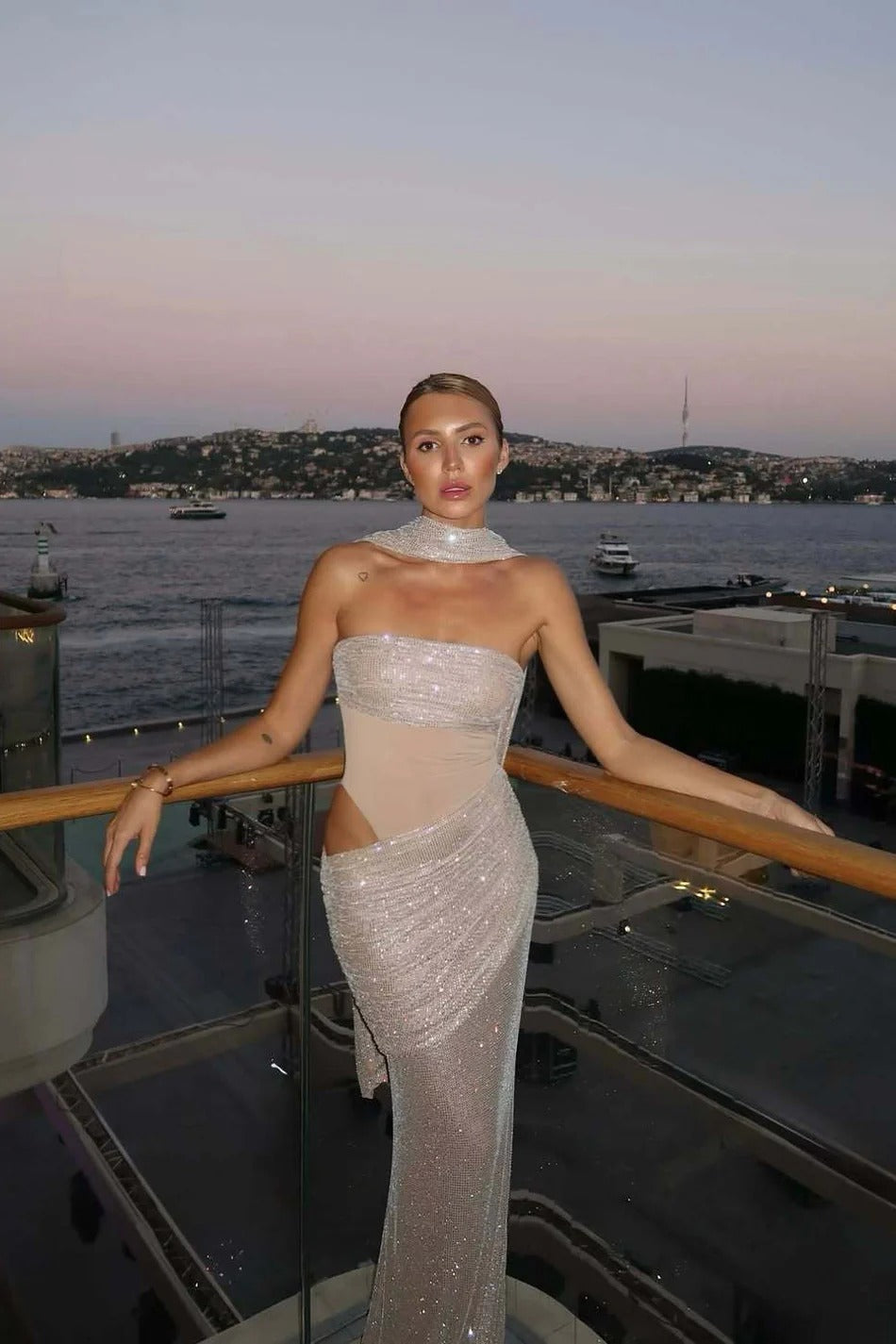 CELESTIA — Vestido largo brillante