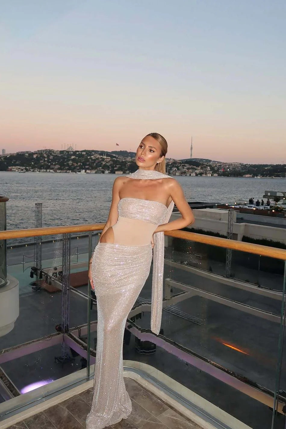 CELESTIA — Vestido largo brillante